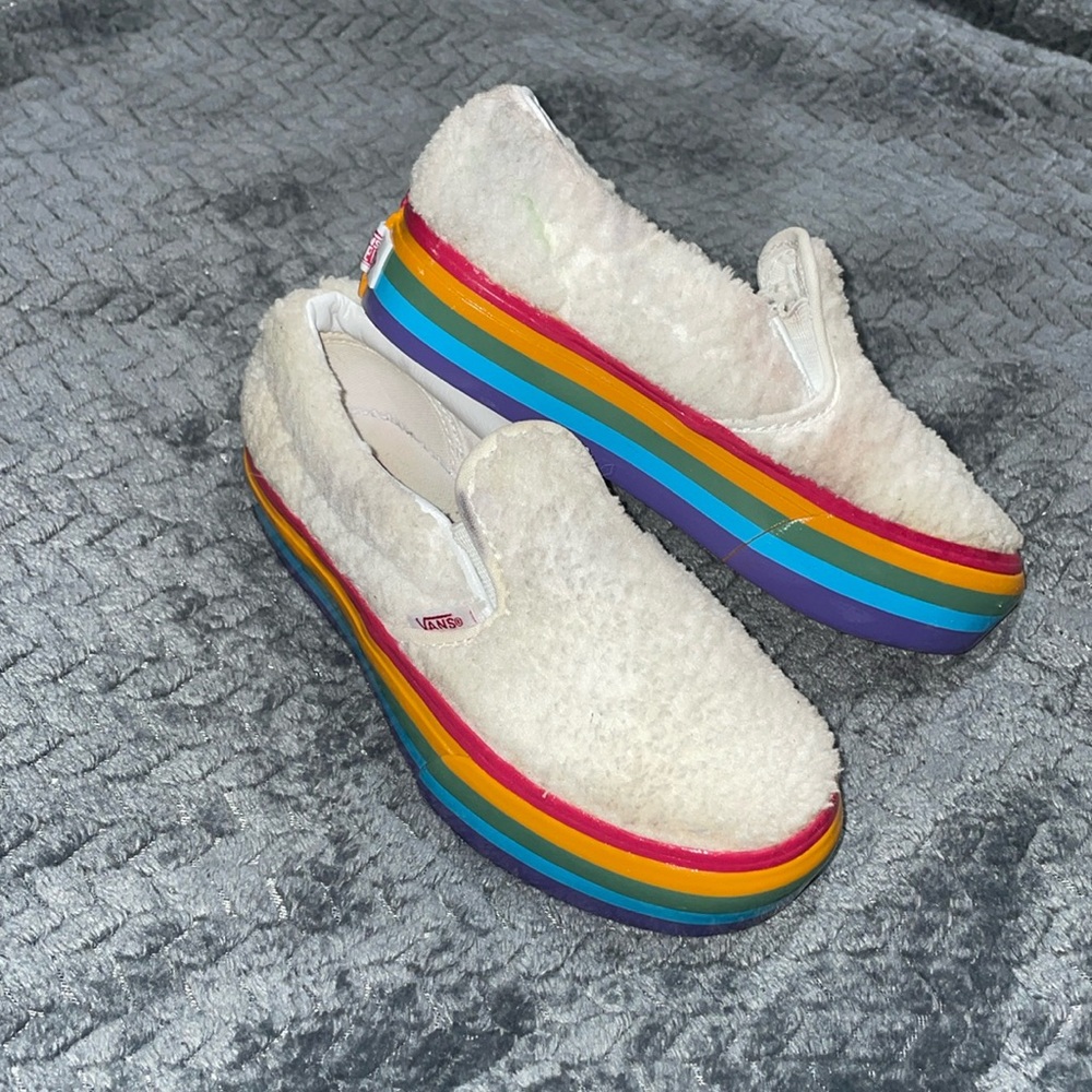 Vans Slip-On Shearling Rainbow Platforms faux fur white upper rainbow outsoles 1